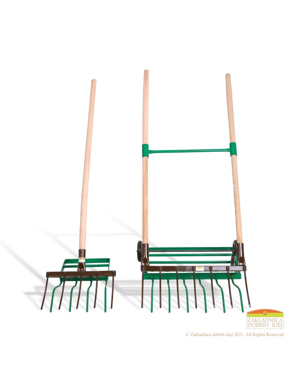 Innovative fork for aeration and loosening the soil 40